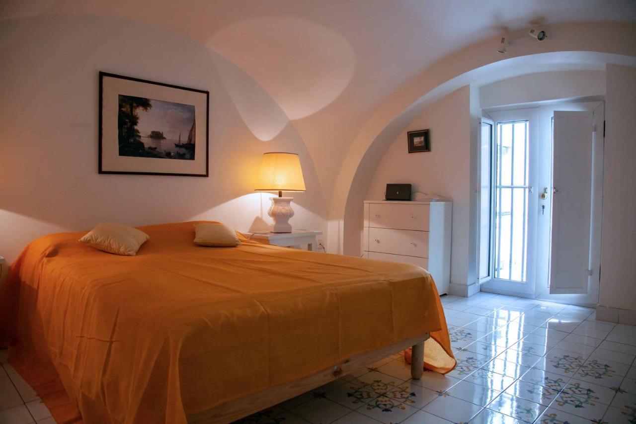 Апартаменты Casa Vacanze Belledonne Неаполь Экстерьер фото